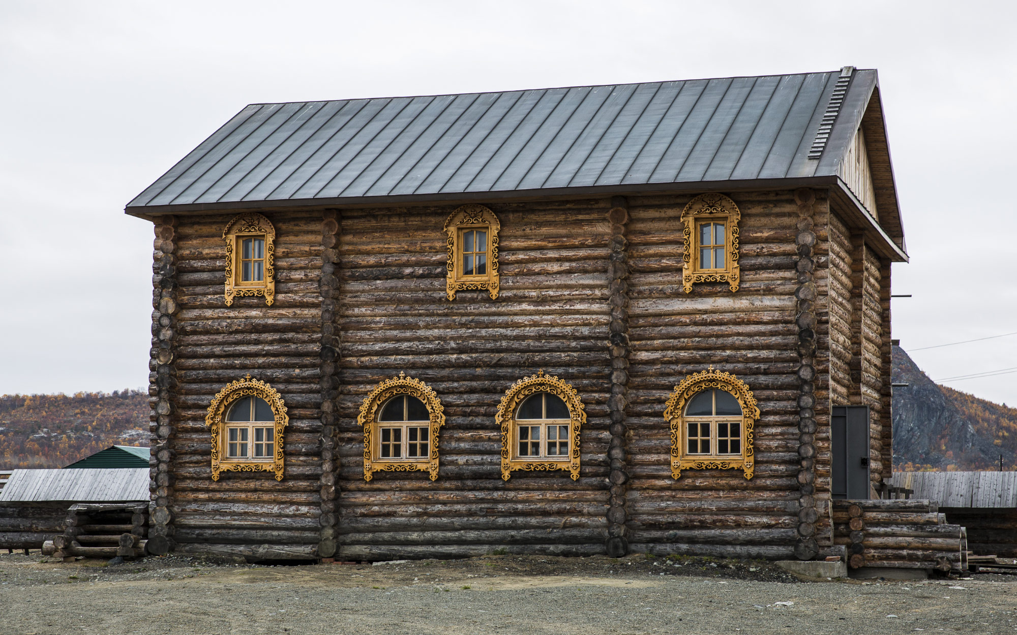 Pechenga (Печенга)